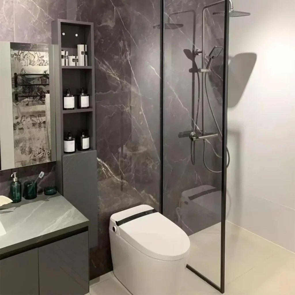 浴室與廚房牆面：取代磁磚縫隙問題 